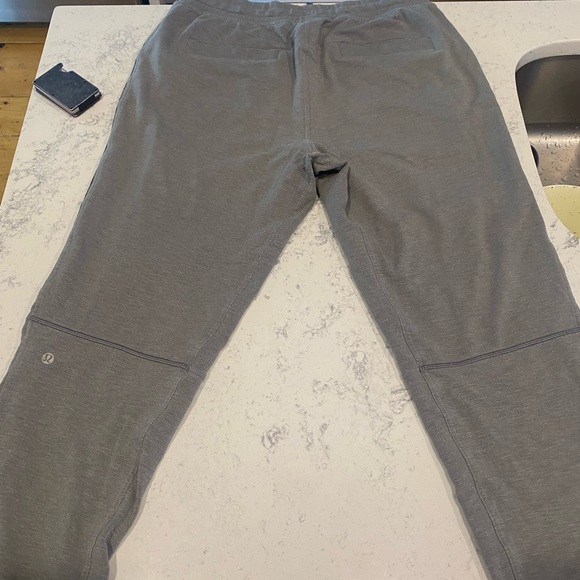 LuLuLemon Sweatpants - Picture 2 of 6